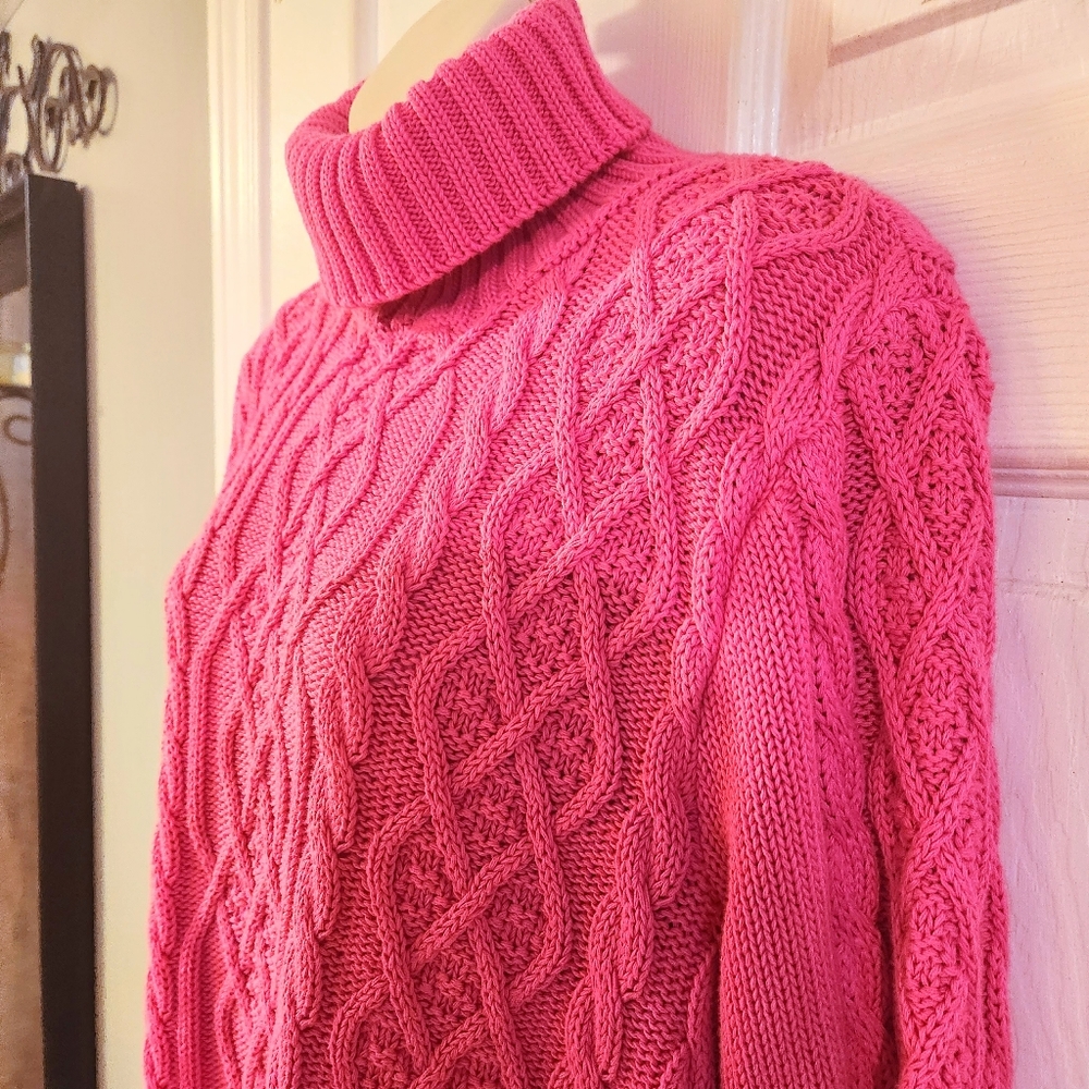 COPY - PARKURST COTTAGE COUNTRY CHUNKY CABLE KNIT SWEATER
